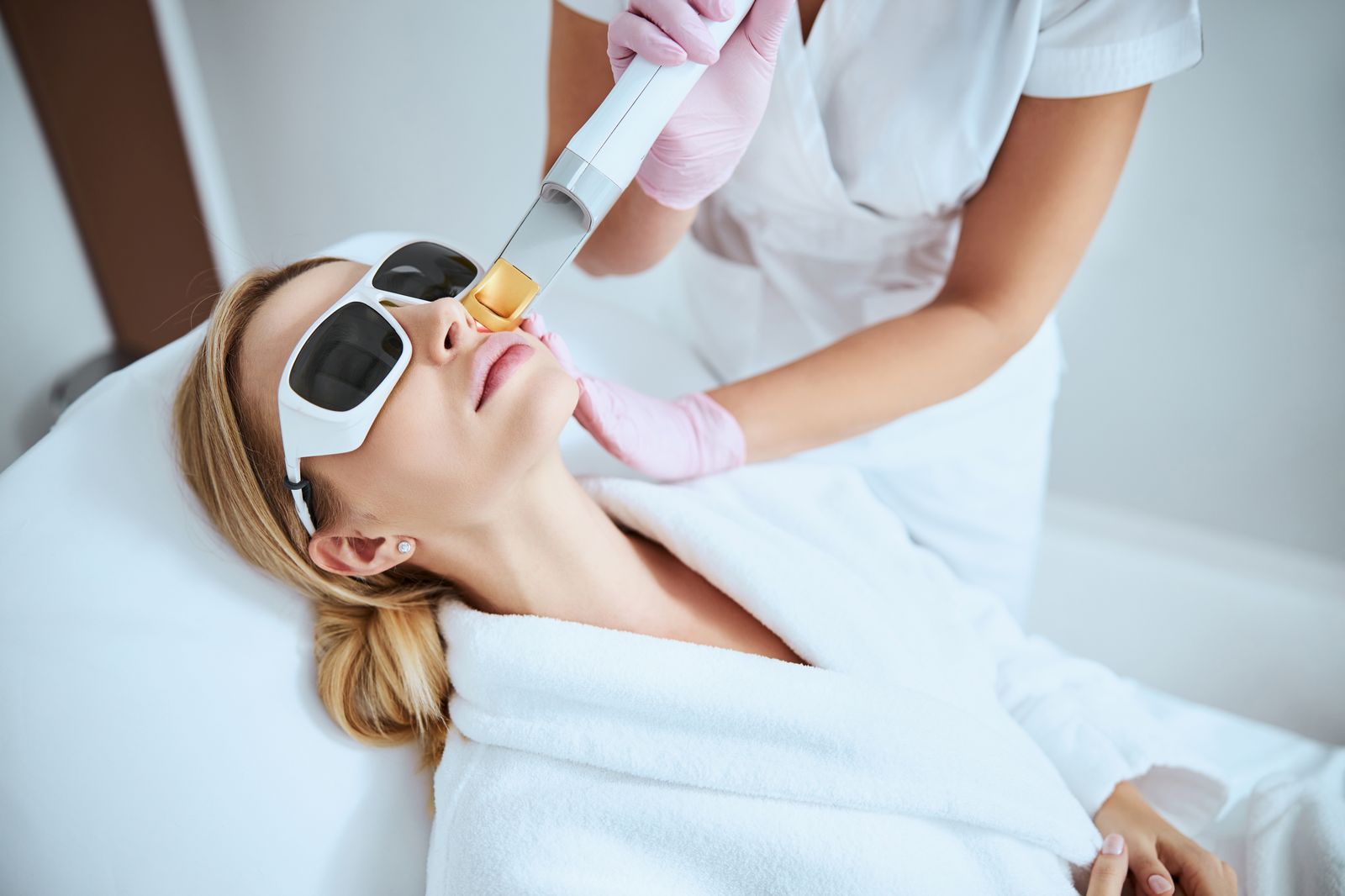 Aerolase versus IPL skin treatment comparison at Bar Beauty Medical Toronto